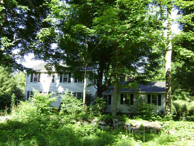 Building photograph for 412 MUNGER LN